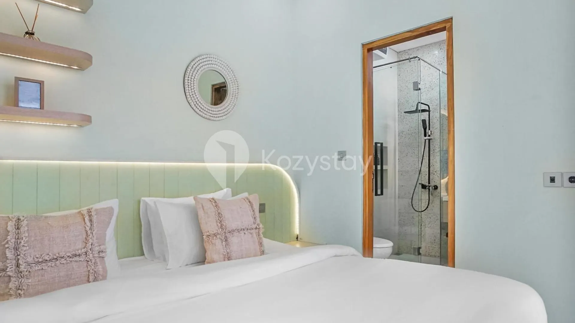 Calisee Villa By Kozystay - Denpasar 塞米亚克